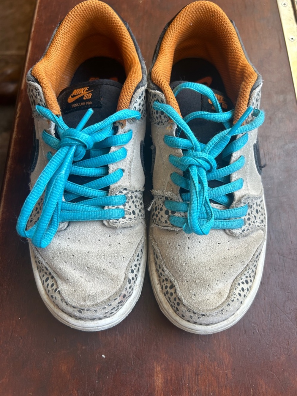 Nike SB Dunk Kids' Skate Shoes - Light Gray with Turquoise Laces